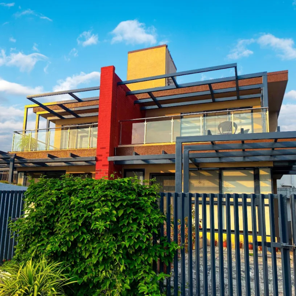 Jazz Loft with Pool – 3BHK